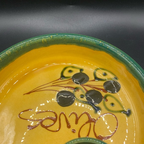 French Olive Dish W/Toothpick & Pit Bowls Gold & Green 7” Diameter - Picture 8 of 16